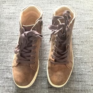 Women's Ugg Gradie Trainer ankle boot size 6 1/2